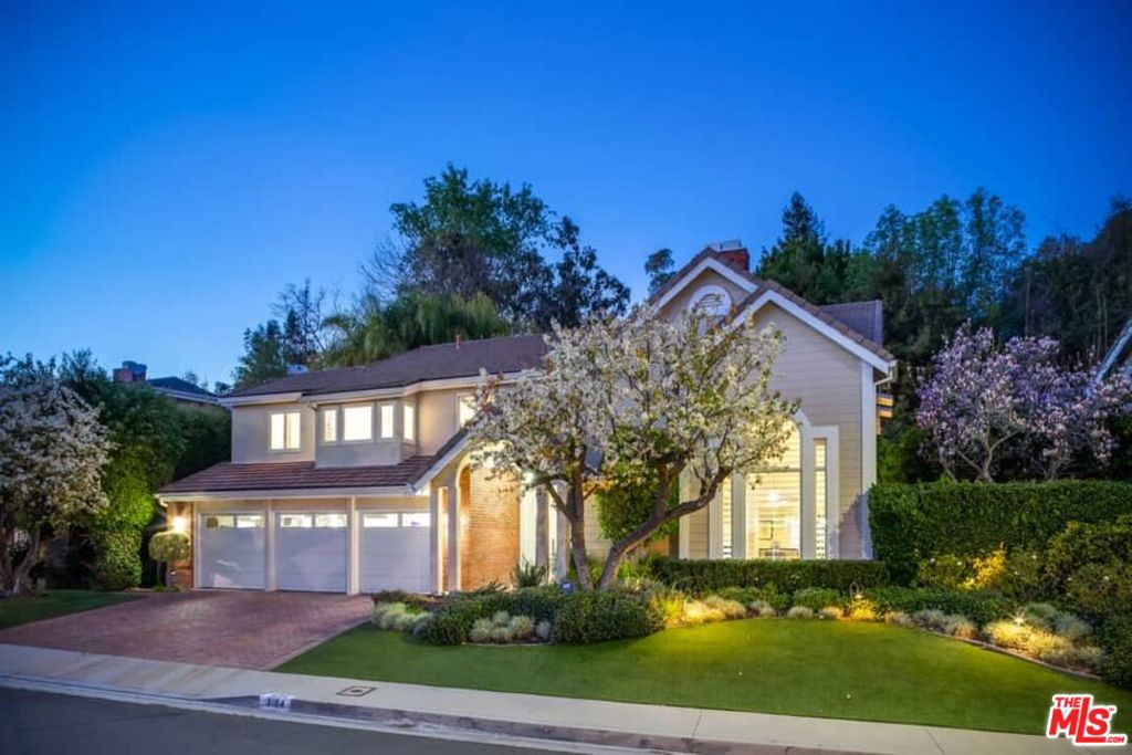 3104 Hutton Drive, Beverly Hills, CA 90210
