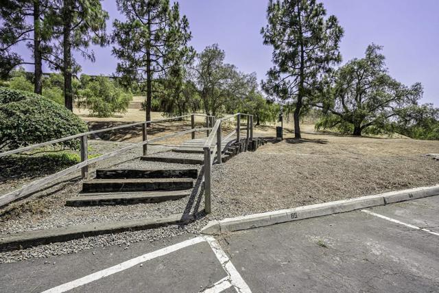 4212 Vista Del Rio Way, Oceanside CA: https://media.crmls.org/mediaz/ede68acd-8c39-428f-a5b6-a44102ac6467.jpg