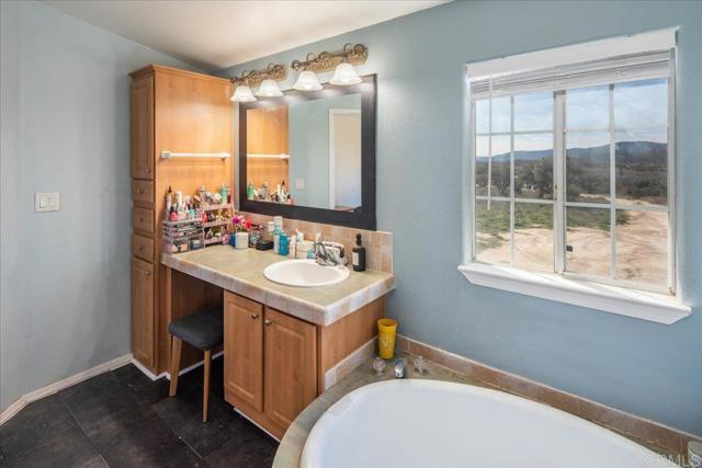 Detail Gallery Image 24 of 44 For 37604 Montezuma Valley Rd, Ranchita,  CA 92066 - 3 Beds | 2 Baths