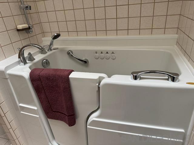 4010 Paducah Dr, San Diego CA: https://media.crmls.org/mediaz/ede79556-2fd1-4b85-9dc9-555018434910.jpg