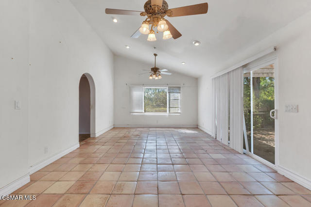 11923 Barranca Rd-HsHProd-37