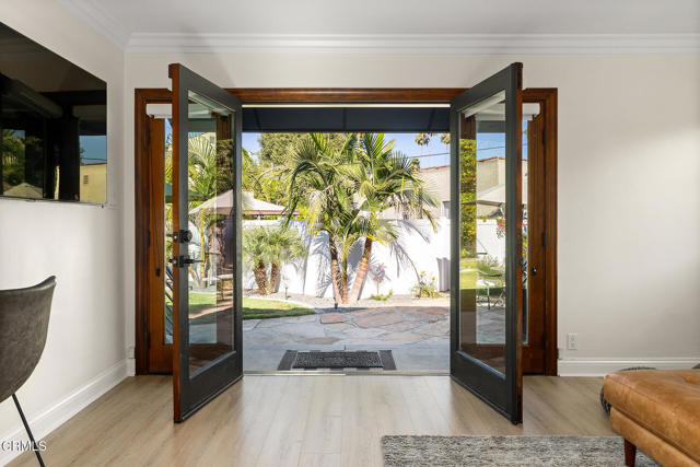404 Rosemont Boulevard, San Gabriel CA: https://media.crmls.org/mediaz/ede853c8-73bb-41e0-9b45-3bcfec0a2744.jpg