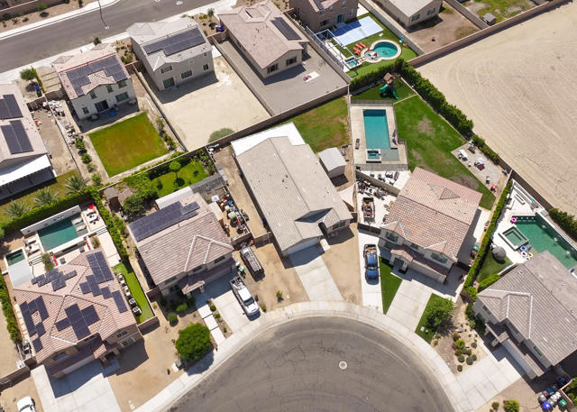 50298 Paseo Cadiz, Coachella CA: https://media.crmls.org/mediaz/ede8bc84-c8fd-4bff-81e5-df7325f169f8.jpg