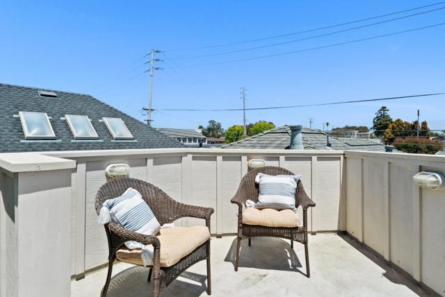 407 Seabright Avenue, Santa Cruz CA: https://media.crmls.org/mediaz/edeb541b-3091-4176-991e-46701bbf736a.jpg