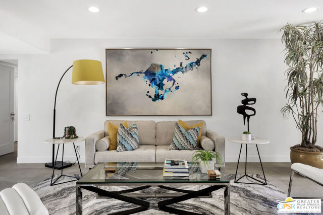 2566 S Calle Palo Fierro, Palm Springs CA: https://media.crmls.org/mediaz/edeb55e5-0998-4544-9c2c-8a0b083c49c0.jpg