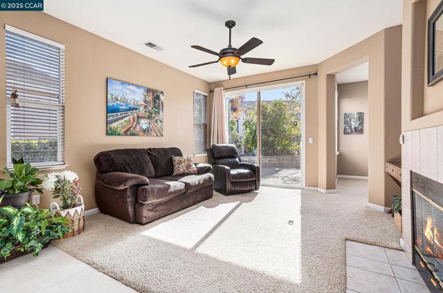 2030 Kent Dr, Brentwood CA: https://media.crmls.org/mediaz/edebd674-ec61-4ca7-8dcc-264afe03d587.jpg