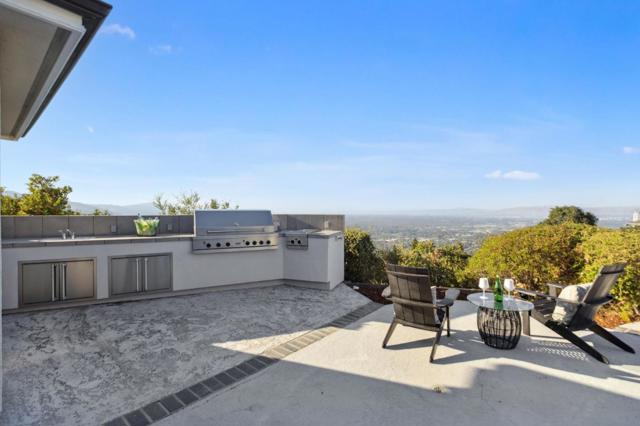 16383 Aztec Ridge Drive, Los Gatos CA: https://media.crmls.org/mediaz/edebe2e9-8bd6-4bb1-9228-e7ae5d1a36be.jpg