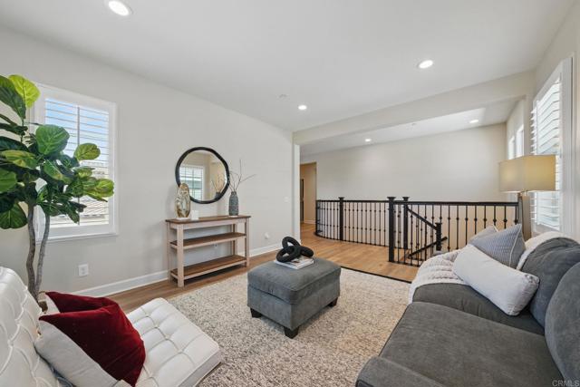 13560 Tierra Vista Circle, San Diego CA: https://media.crmls.org/mediaz/edebe457-7b88-4369-81b7-ec4b53772971.jpg