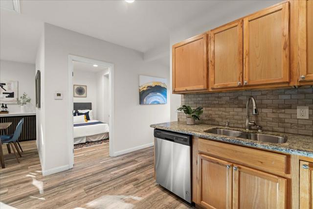 12272 Windsor Court, Los Altos Hills CA: https://media.crmls.org/mediaz/edec2b46-19bf-4534-8b02-f661e0b8f155.jpg