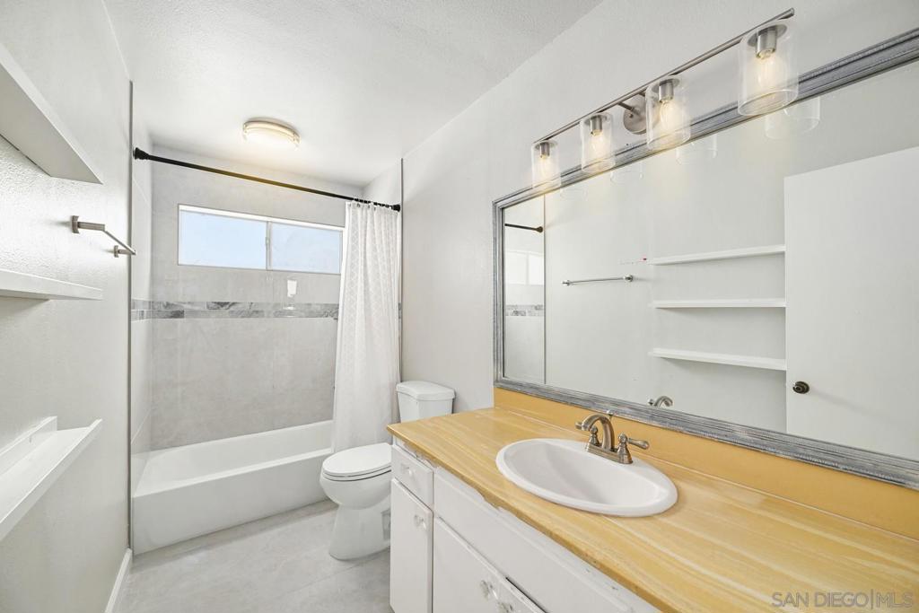 806 4th Ave - photo 18