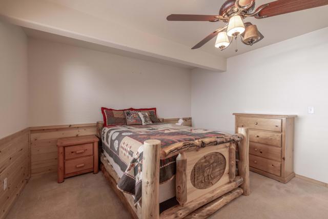 1239 E Alpinview Drive, Big Bear CA: https://media.crmls.org/mediaz/edece98a-981b-4d0d-abbe-001cb3b42017.jpg