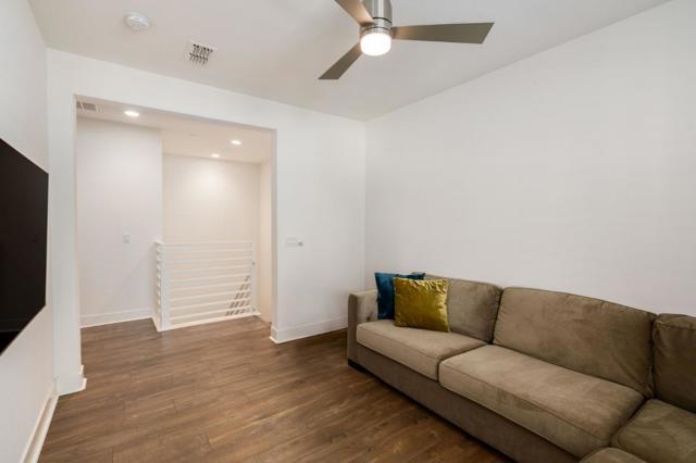 7038 Calistoga Lane, Dublin CA: https://media.crmls.org/mediaz/edf075f1-2212-44ac-8a6b-61d138a9a028.jpg