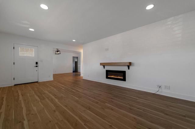 3856 Williams Road, San Jose CA: https://media.crmls.org/mediaz/edf076b3-3cfb-4a4c-8ecb-a0826eaa207e.jpg
