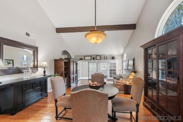 13874 Amber Sky Ln, San Diego CA: https://media.crmls.org/mediaz/edf14e9b-8872-4782-a282-7ad025b88953.jpg