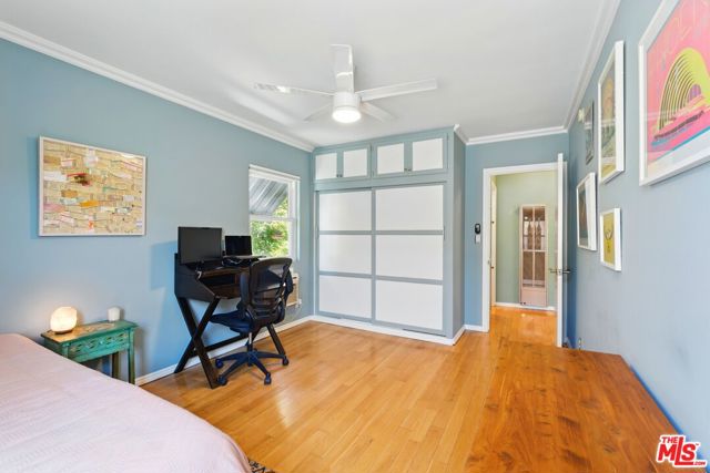 1929 Tamarind Avenue, Los Angeles CA: https://media.crmls.org/mediaz/edf1ec01-5d1f-48ca-9a86-fad93e2c2191.jpg