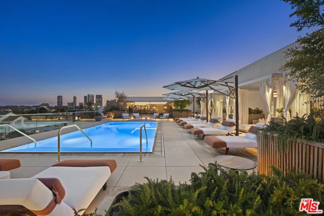 9200 Wilshire Boulevard, 301W photo 2