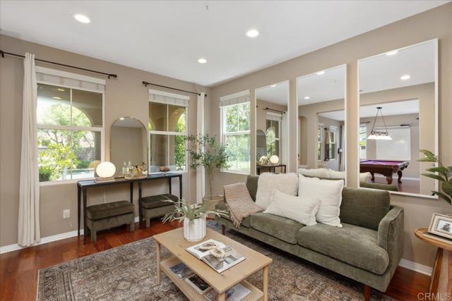 Detail Gallery Image 6 of 38 For 15809 Concord Ridge, San Diego,  CA 92127 - 4 Beds | 3/1 Baths
