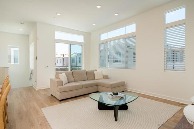 Image 7 of 27 For 841 Hana Ave  3