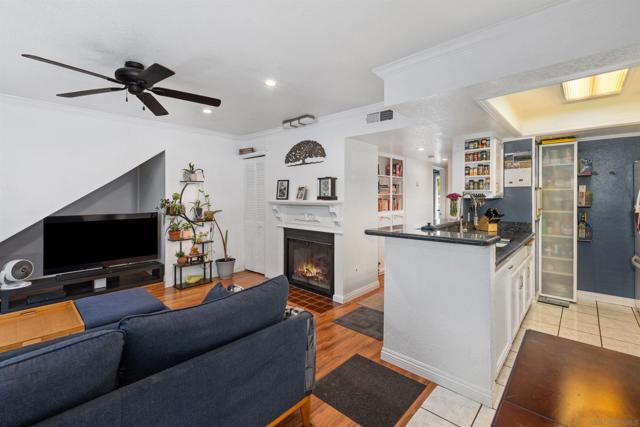 4184 33rd St, San Diego CA: https://media.crmls.org/mediaz/edf3ca26-9d47-485d-9c3c-dbebac1d0db5.jpg