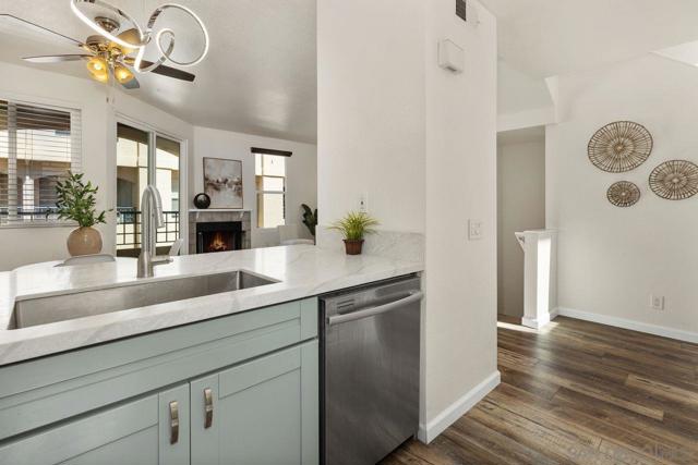6161 Calle Mariselda, San Diego CA: https://media.crmls.org/mediaz/edf517fe-7a1a-44bf-bbc6-188b05a57ed3.jpg