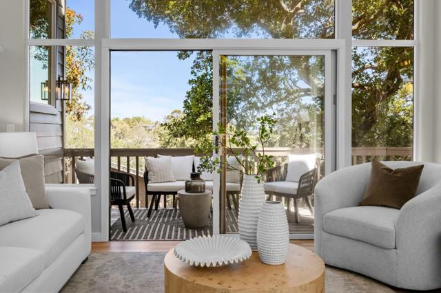 3554 Oak Knoll Drive, Redwood City CA: https://media.crmls.org/mediaz/edf5abb3-5bb0-4e3c-af68-de960e6af22a.jpg