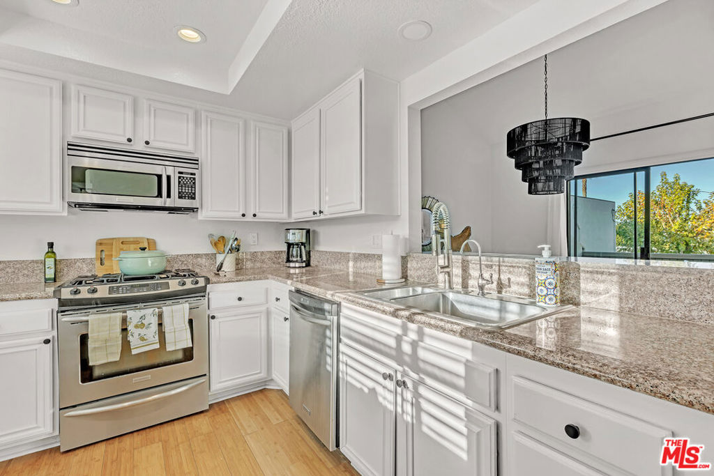 Edf5dbd2 0076 4df7 9176 F8181ee7a4ce