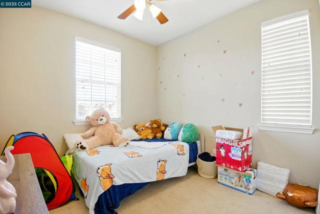 35 Belluno Dr, Stockton CA: https://media.crmls.org/mediaz/edf6994d-32ef-4f4e-bfed-78004a931c17.jpg
