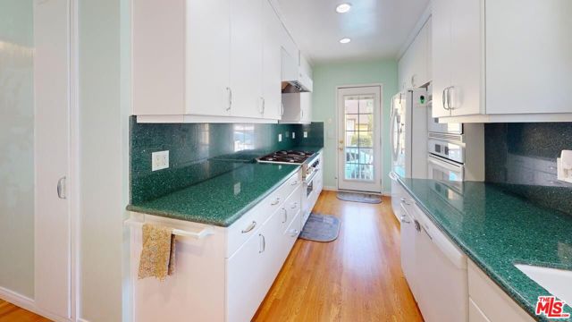 535 Woodbury Road photo 6