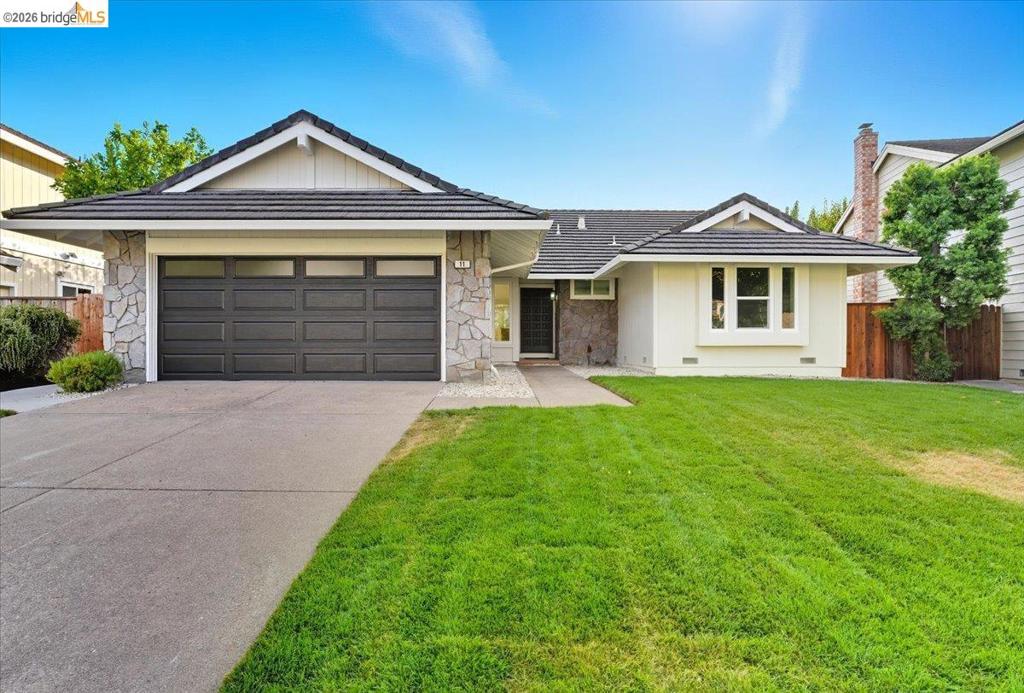 11 Paddock Ct