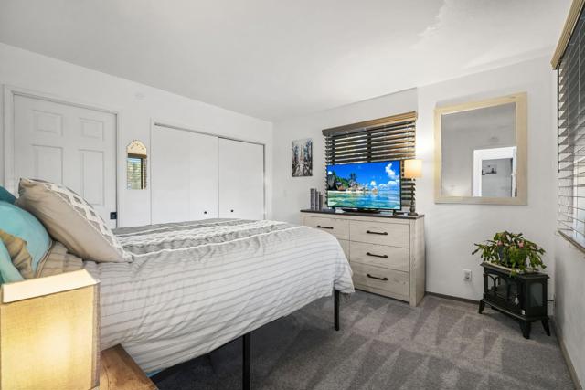 574 Lucerne Drive Drive, Big Bear CA: https://media.crmls.org/mediaz/edf99795-97af-46c4-86a0-64aa3a504c2f.jpg