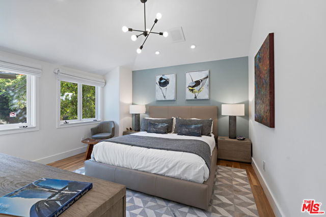 8701 Wonderland Park Avenue, Los Angeles CA: https://media.crmls.org/mediaz/edf9def8-2836-4116-8fbd-c50429692b00.jpg