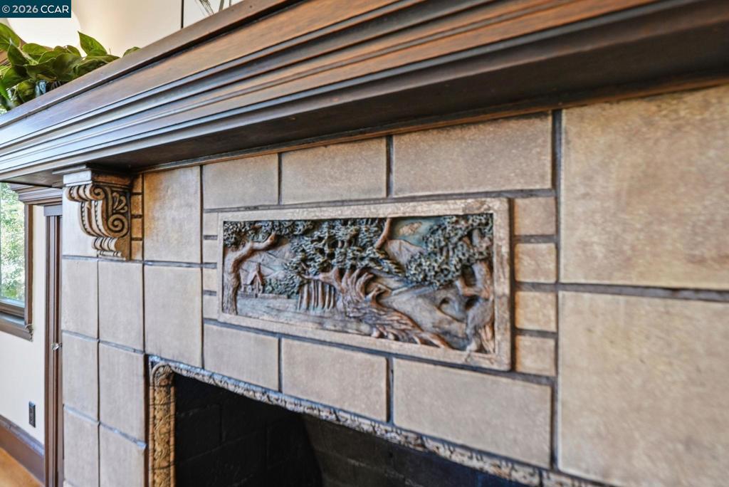 https://media.crmls.org/mediaz/edfa4248-2dfc-4bf9-9ac4-337d4e67f201.jpg?preset=X-Large