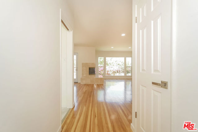 2425 Loftyview Drive, Torrance, California 90505, 3 Bedrooms Bedrooms, ,2 BathroomsBathrooms,Residential,Sold,Loftyview,22194747