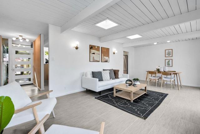 938 Ferngrove Drive, Cupertino CA: https://media.crmls.org/mediaz/edfae332-ef08-48de-bf49-6a4cd288ad82.jpg