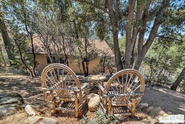 26540 Crestview Drive, Idyllwild CA: https://media.crmls.org/mediaz/edfb985b-2ac4-41d6-b183-81031a9dfaaa.jpg