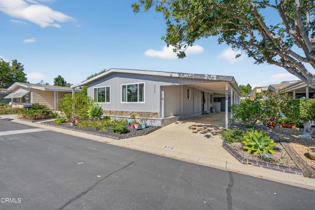 Detail Gallery Image 2 of 37 For 222 Calle Fronte #29,  Camarillo,  CA 93012 - 2 Beds | 2 Baths