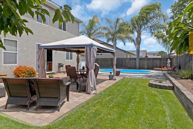 1751 Brighton Drive, Hollister CA: https://media.crmls.org/mediaz/edfbaad0-118d-40f9-b01a-37240bd1deec.jpg