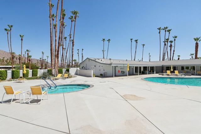 252 Lei Drive, Palm Springs CA: https://media.crmls.org/mediaz/edfd0d6e-bfd5-485a-acb7-72854d982960.jpg
