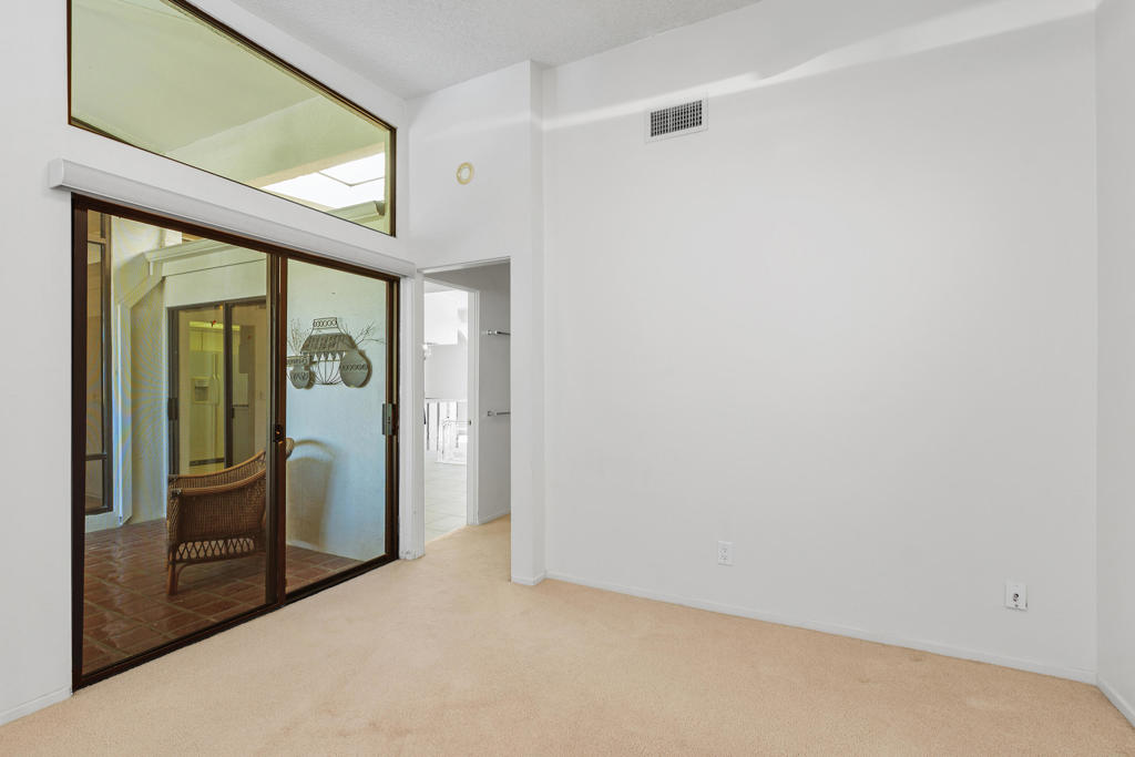 MLS #219138055DA image #5