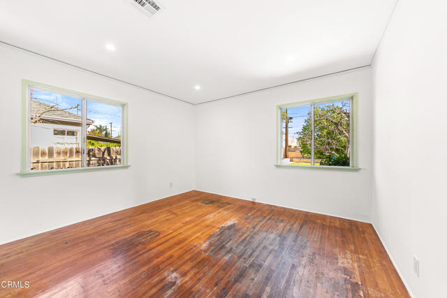 Detail Gallery Image 16 of 25 For 5512 Vantage Ave, Valley Village,  CA 91607 - 2 Beds | 2 Baths