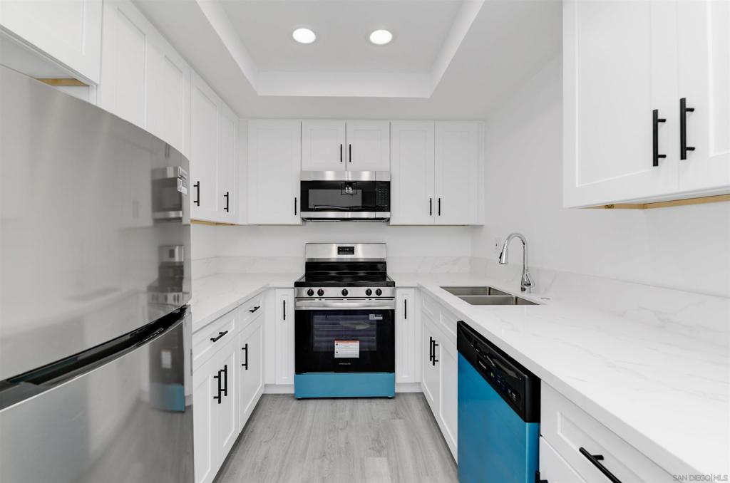 4161 Tiberon Drive - photo 7