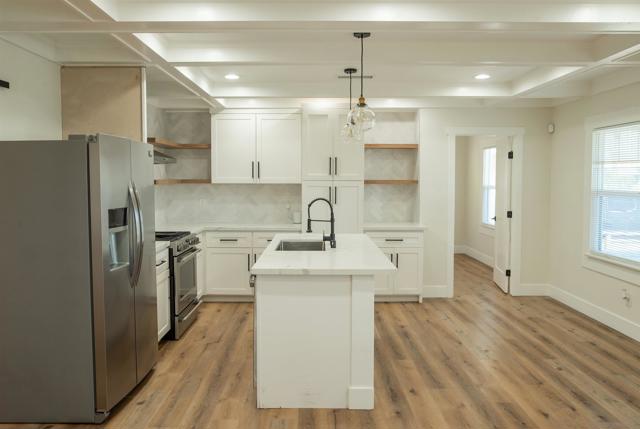 3716 18 Herman Ave, San Diego CA: https://media.crmls.org/mediaz/ee002117-b93f-446e-8d2c-88518cdbceab.jpg