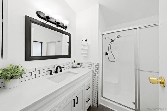 40110 Angora Ln, Temecula CA: https://media.crmls.org/mediaz/ee009b29-967e-445b-96e7-69865ec65cf7.jpg