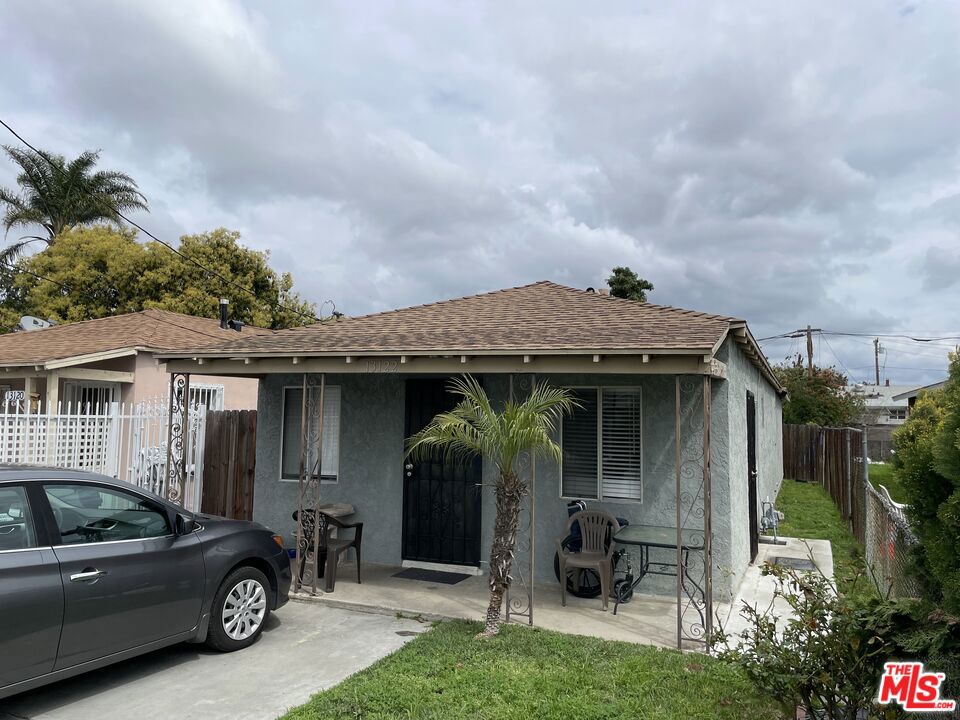 13122 S Largo Avenue, Compton, CA 90222