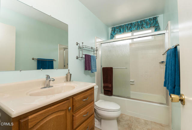 Detail Gallery Image 23 of 55 For 3820 4th Ave, La Crescenta,  CA 91214 - 3 Beds | 2 Baths