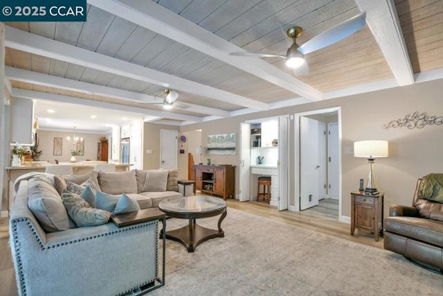 308 Bluerock Drive, Antioch CA: https://media.crmls.org/mediaz/ee02666a-8b43-4534-a46f-1d4aa80c91e0.jpg
