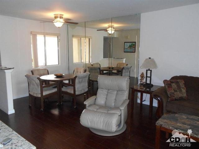 Image 4 of 32 For 78167 Crimson Court