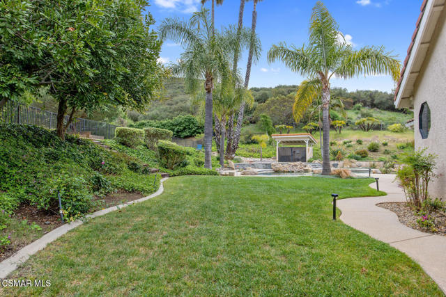 790 Spring Canyon Place, Thousand Oaks CA: https://media.crmls.org/mediaz/ee0351e2-065d-4998-a988-ef80736dee61.jpg