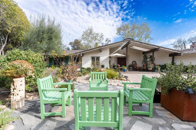 813 Hamilton Ln, Fallbrook, California 92028, 4 Bedrooms Bedrooms, ,3 BathroomsBathrooms,Single Family Residence,For Sale,Hamilton Ln,250020301SD