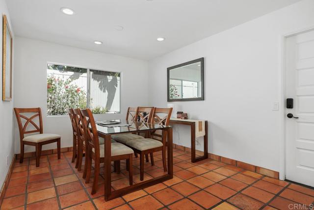 15778 Camino Crisalida, San Diego CA: https://media.crmls.org/mediaz/ee04337b-1ea7-4fe1-8d64-1395d1a94c98.jpg